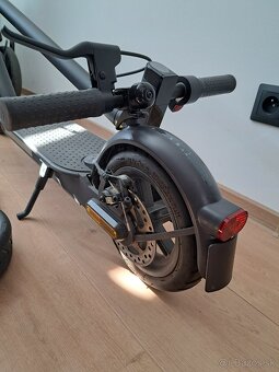 Predam kolobezku Xiaomi Mi Electric Scooter Pro 2 - 4