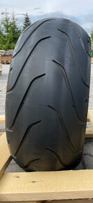 Michelin Scorcher 240/40R18 - 4