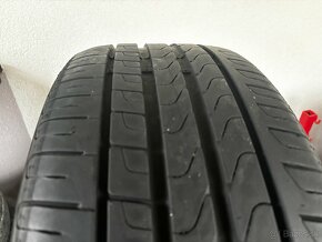 Pirelli Cinturato P7 235/40/r19 - 4