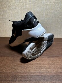 Dámske sneakers Nike Air Max Bolt (44 EU) - 4