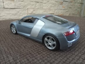 Audi R8 - 4