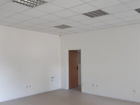 Priestor o výmere 42m2 na Pažitnej ulici na prenájom - 4