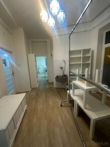 Na prenájom obchodný priestor 130m2 - voľný ihned - 4