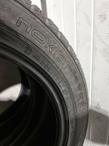 Zimné Pneu Nokian WR SUV4 285/45 R20 - 4