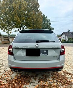 Škoda Octavia Combi 2.0 TDI RS DSG - 4