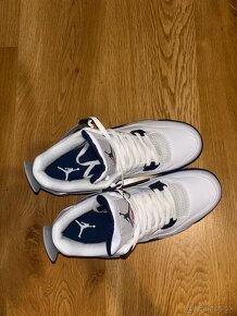 Air Jordan 4 - 4