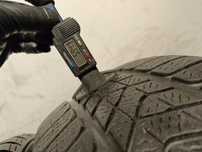 225/45 R18 Zimné pneumatiky Pirelli Sottozero 2 kusy - 4