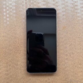 Google Pixel 8 8/256GB Hazel - 4