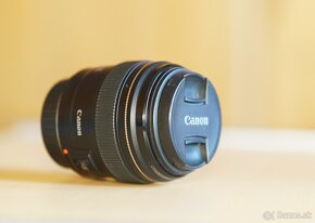 Canon EF 85mm f/1.8 USM - 4