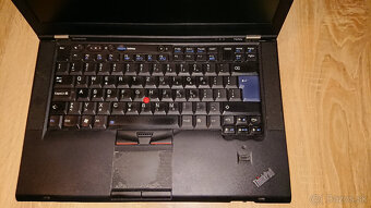 Lenovo Thinkpad T420s bez batérie - 4