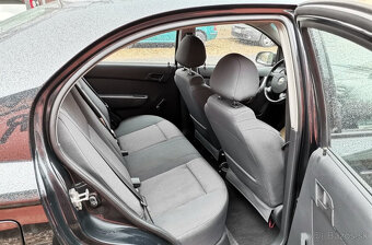 Chevrolet Aveo 1.4i. rv: 2010 - 4