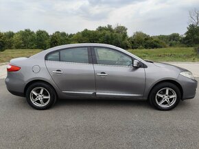 Renault Fluence 1.6 2012 - 4