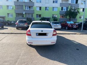 Škoda Octavia 1.6 TDI CR DPF Exclusive - 4