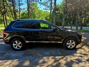 VW Touareg 3.0 V6 TDI - 4