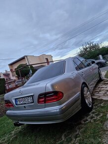 Mercedes Benz E430 V8 4MATIC - 4