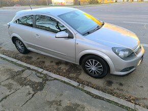 Opel astra gtc - 4