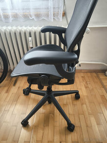 REZERVOVANE - Herman Miller AERON B - 4