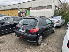 Peugeot 206 1.1 benzín 44kw - 4