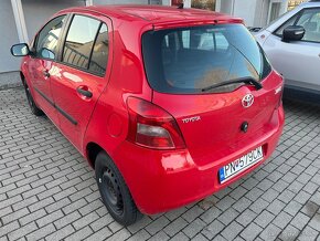 Toyota Yaris 1,0 - 4