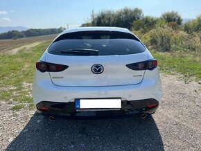 Mazda 3 2.0 Skyactiv G122 Plus Benzín + HEV - 4