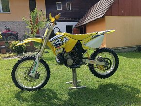 Suzuki RM 250 - 4