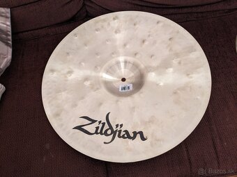 predám Zildjian K custom special dry crash 18" - 4