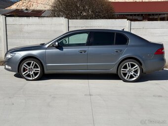 Škoda Superb 2.0 TDI Elegance DPF - 4