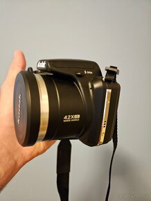 Predám digitálny fotoaparát značky KODAK PIXPRO AZ - 4