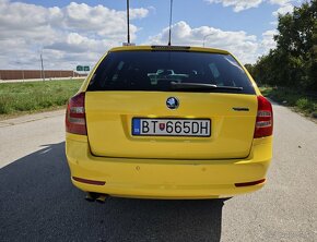 Škoda Octavia Combi 2.0 TFSI RS - 4