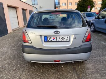 Kia Rio 1.4 16V - 4