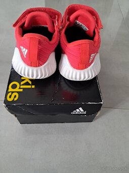 Adidas botasky 20 - 4