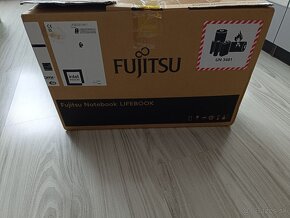 Fujitsu notebook - 4