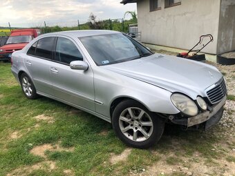 Mercedes w211 na diely - 4