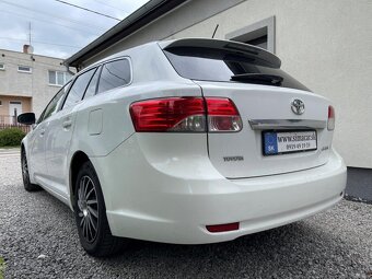 Toyota Avensis Combi, Mesačne: 69€ - 4