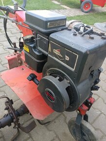 Predám rotavator Briggs&Ston 5hp+príslušenstvo - 4