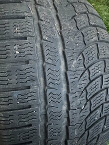 Predam 235/45 R17 zimne pneumatiky - 4