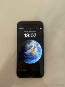 iPhone 8 black - 4