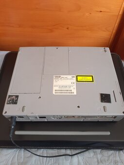 Toshiba 4000 CDS  Windovs 98 - 4