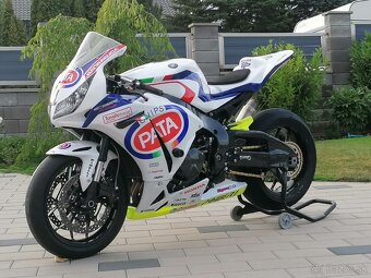 Honda CBR 1000RR - 4