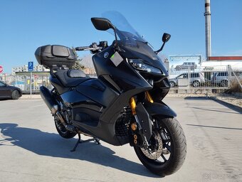 Yamaha T-Max 560, Tech - 4