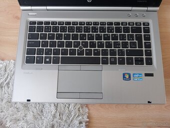 predám HP elitebook / 8gb ram / Intel core i5 / 256gb ssd - 4