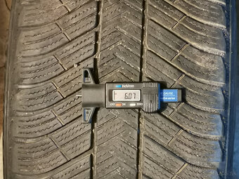 265/40 R19 - zimné pneumatiky Michelin (2 ks) - 4