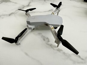 REZERVOVANÝ Mini Dron s HD kamerou - 4