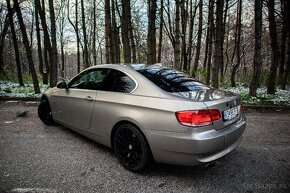 BMW Rad 3 Coupé 330 xd A/T (M57D30) - 4