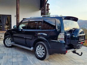 Mitsubishi Pajero Wagon 3.2 DI-D UZÁVIERKA VEĽMI ZACHOVALÉ - 4