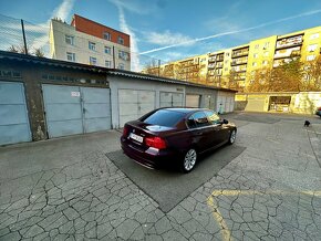 BMW E90 3.18i 2009 Facelift - 4