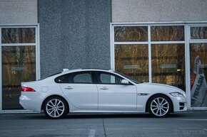 Jaguar XF 2.0D I4 180k Auto R-Sport AWD - 4