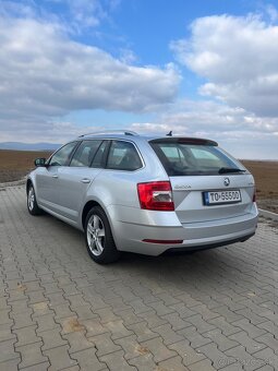 Škoda Octavia 2.0 TDi Style 110kw DSG Combi 2019 - 4