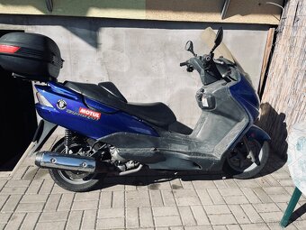 Suzuki Burgman 125 - 4