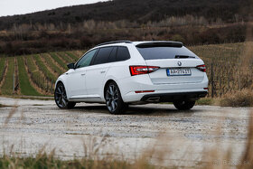 Škoda Superb Combi Sportline 4x4 2.0 TSI, 200kW, odpočet DPH - 4